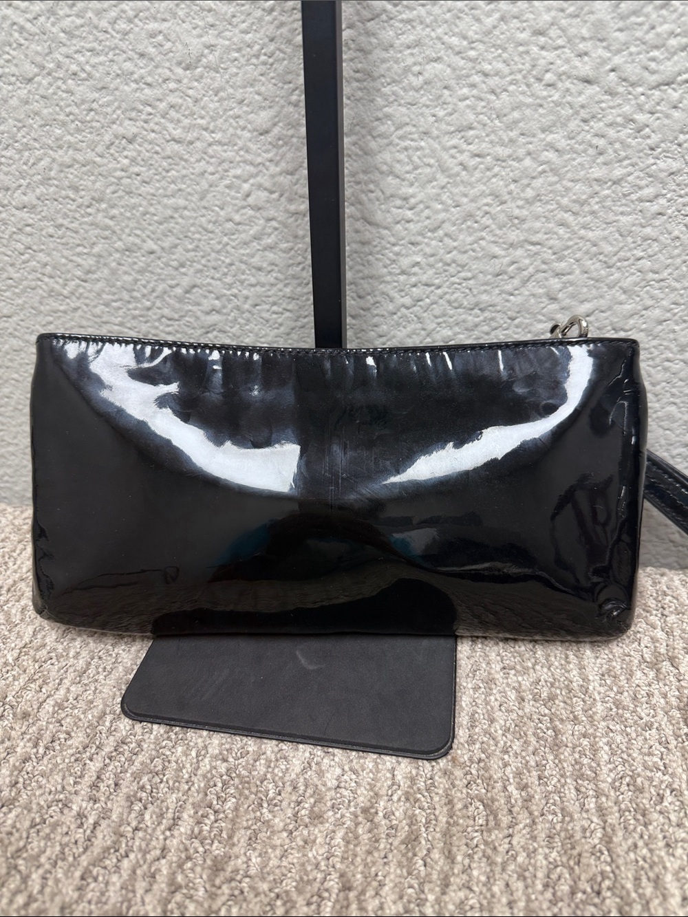 Coach Vintage Poppy Black Patent Leather Zip XL Wristlet with Logo Plaque-EUC - Picture 4 of 11